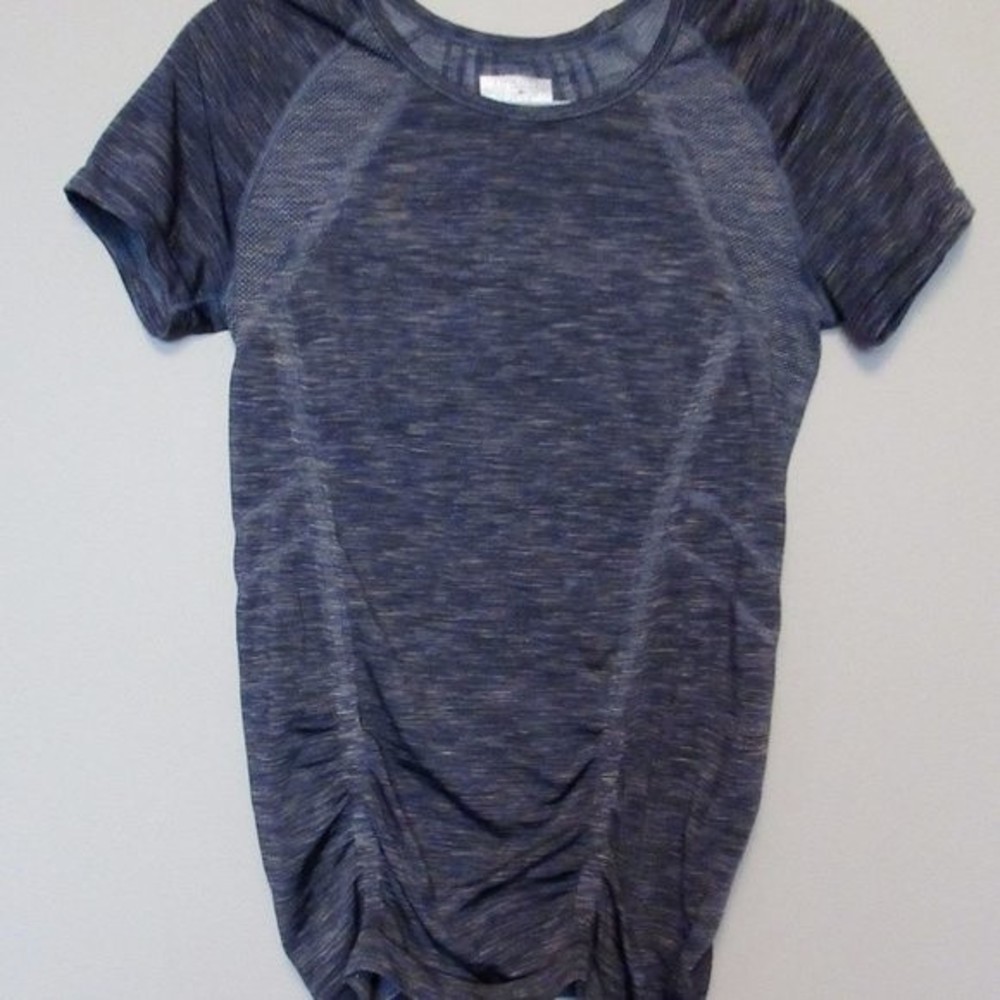 Athleta Fastest Track Tee size Medium - Picture 3 of 7